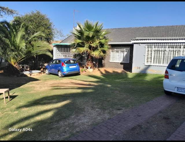 3 BEDROOM HOUSE FOR SALE IN WOODMERE
